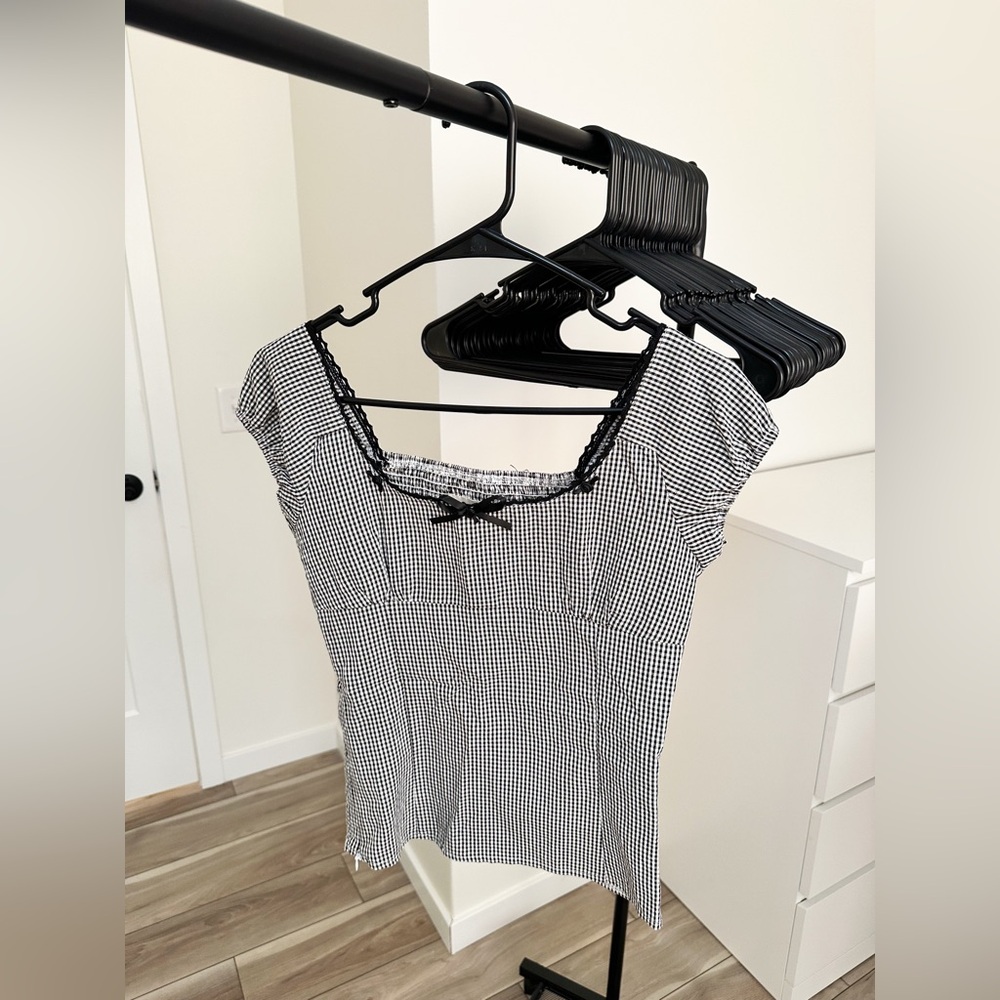 Cottage Black and White Gingham Cap Sleeve Bow Top